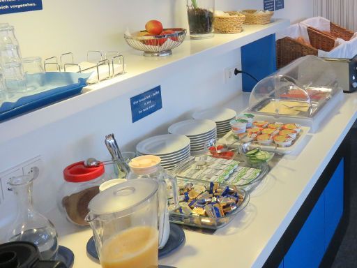 ibis budget Hannover Messe, Laatzen, Deutschland, ein Teil vom Frühstücksbuffet