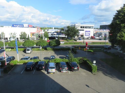 Leonardo Hotel, Aachen, Deutschland, Ausblick Richtung Parkplatz