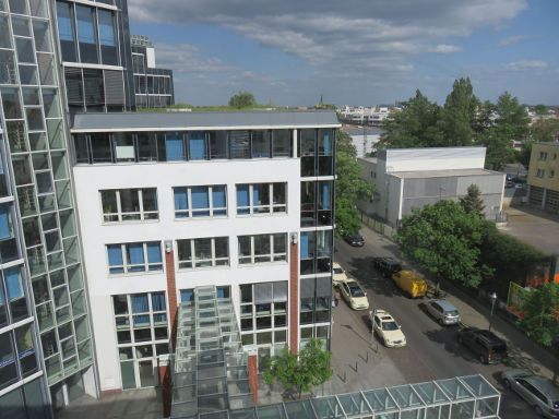 Mercure Hotel Berlin Tempelhof Airport, Deutschland, Zimmer 518 mit Ausblick Richtung Rollbergstraße