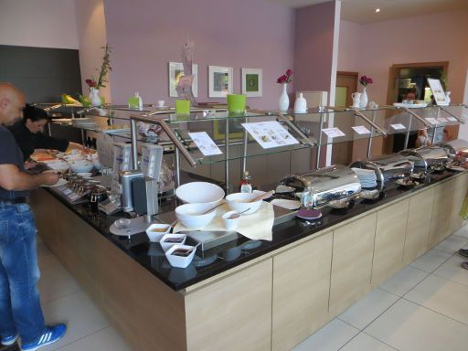 Mercure Hotel Stuttgart Böblingen, Stuttgart, Deutschland, ein Teil vom Frühstückbuffet