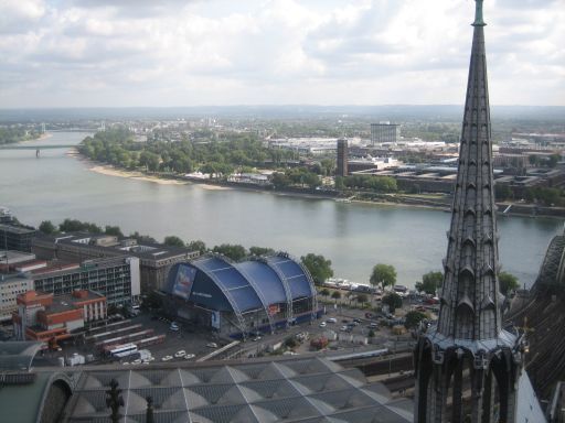 Kölner Dom, Deutschland, Aussichtsplattform Blick Richtung Hauptbahnhof und Messe
