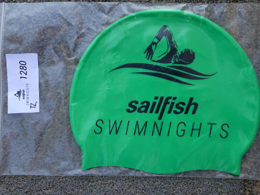 Langen, Deutschland, Sailfish Swimnights Open Water 2019, Tageslizenz Aufbewahrungsbeutel und Badekappe