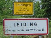 Leidingen, Deutschland und Leiding Frankreich, Ortseingang Schilder Frankreich und Deutschland