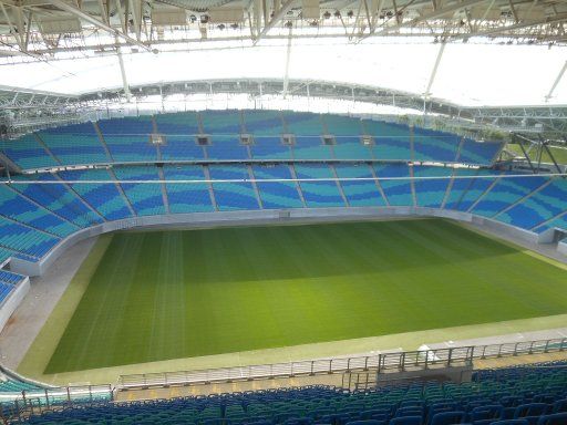 Red Bull Arena Fußball Stadion, Leipzig, Deutschland, Blick auf das gesamte Spielfeld und die Dachkonstruktion