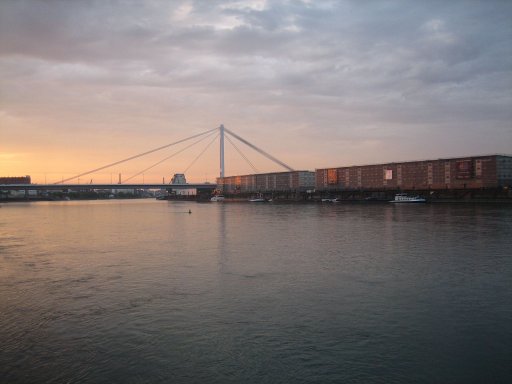 Mannheim, Deutschland, Hafen / Rhein