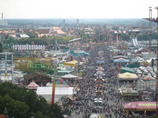 München, Deutschland, Oktoberfest 2011, Turm Paulskirche, Blick auf die Wiesn