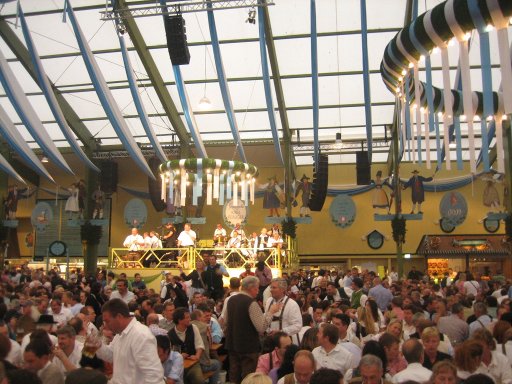 München, Deutschland, Oktoberfest Festzelte 2011, Spatenbräu Festhalle Ochsenbraterei