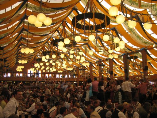 München, Deutschland, Oktoberfest Festzelte 2011, Bräurosl Pschorr Festhalle