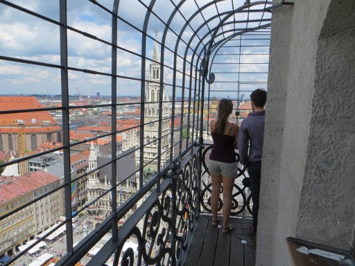 Sankt Peter Kirche, München, Deutschland, gesicherter Rundgang der Aussichtsplattform