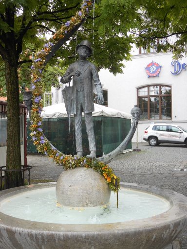 Weis(s)er Stadtvogel, München, Deutschland, Minga – Boarisch gredt, Karl Valentin Brunnen