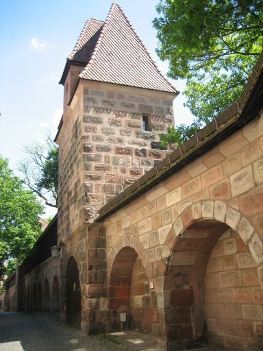 Nürnberg, Deutschland, Altstadtmauer und Turm