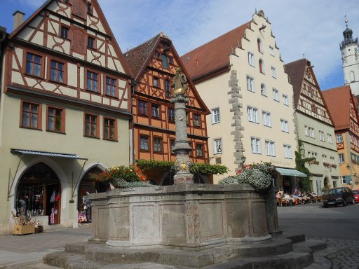 Rothenburg ob der Tauber, Deutschland, Springbrunnen in der Herrngasse