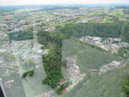 TK Elevator Testturm, Rottweil, Deutschland, Blick auf das Kraftwerk, Fluss Neckar und Gewerbepark Neckertal