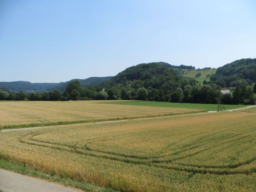 Schwäbische Waldbahn, Fahrt vorbei an Feldern