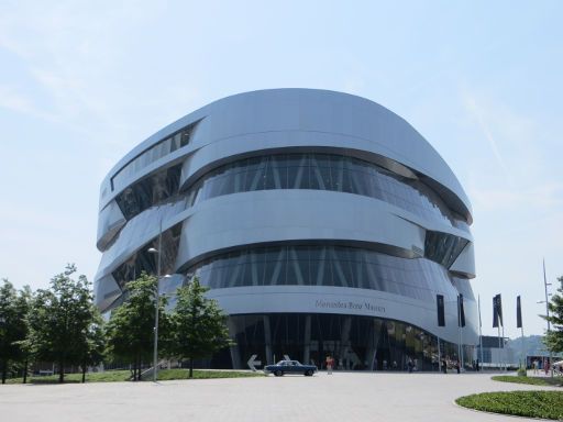 Stuttgart, Deutschland, Mercedes–Benz Museum, Außenansicht