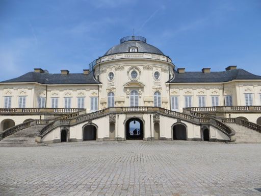 Stuttgart, Deutschland, Schloss Solitude, Außenansicht vom Hof