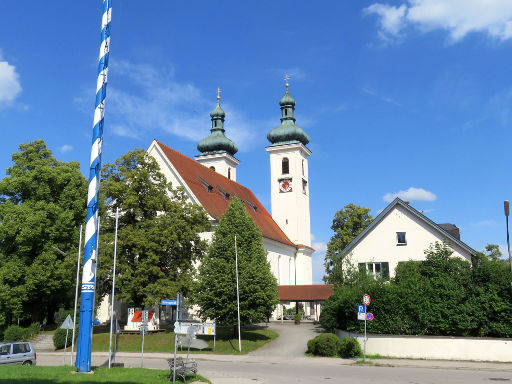 Tutzing, Deutschland, Starnberger See, Kirche mit zwei Türmen