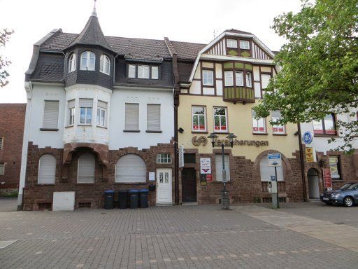 Völklingen, Deutschland, Häuser am Rathausplatz