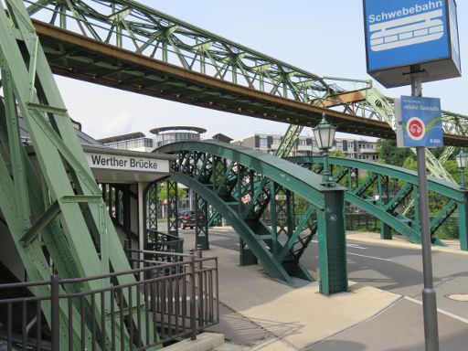 Wuppertal, Deutschland, Schwebebahn, Haltestelle Werther Brücke