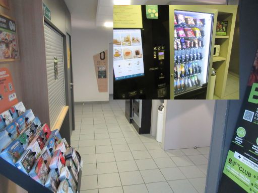 B&B Hotel Bourges 2, Bourges, Frankreich, Empfangshalle mit Getr&auml;nken, Snacks und Infos zur Umgebung