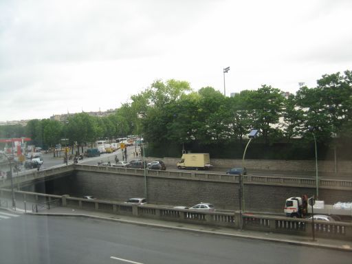 ibis budget Paris Porte d’Orléans, Paris, Frankreich, Ausblick aus dem Fenster auf die Stadtringautobahn