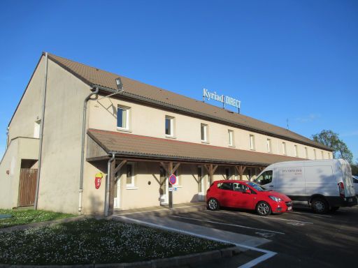 KYRIAD DIRECT AUXERRE - APPOIGNY, Appoigny, Frankreich, Geb&auml;ude mit Zimmern und Parkpl&auml;tzen