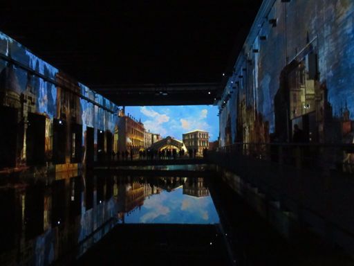 ehemaliger deutscher U-Boot Stützpunkt, Bordeaux, Frankreich, Lichtprojektion Venedig