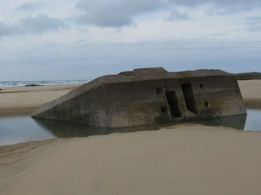 ehemalige Heeresküstenbatterie, Cap Ferret, Frankreich, Bunker mit Eingang