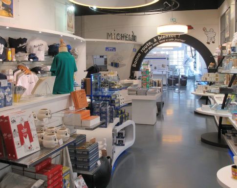 Michelin Abenteuer Museum, Clermont-Ferrand, Frankreich, Ladengeschäft am Ende der Ausstellung