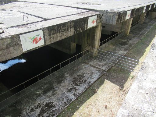 V2 Stellung Kraftwerk Nord-West, Eperlecques, Frankreich, unterirdischer Bahnhof mit zwei Gleisen