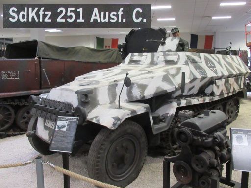 MM Park Milit&auml;r Museum, La Wantzenau, Frankreich, Sd.Kfz. 251 Ausf&uuml;hrung C