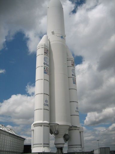 Musée Air + Espace, Le Bourget, Frankreich, Modell Ariane 1 ET 5
