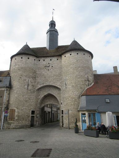 Mehun sur Yèvre, Frankreich, Stadttor La porte de l’Horloge