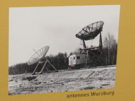 Nançay, Frankreich, Radioastronomie Museum Nançay, Anfänge mit Radaranlage der Deutschen Luftwaffe „Würzburg-Riese“