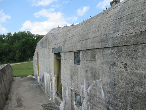 Führerhauptquartier Wolfsschlucht 2 Führung, Neuville-sur-Margival, Frankreich, Fernmeldebunker