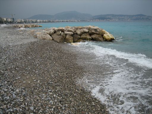 Nizza, Frankreich, große Kieselsteine, Strand