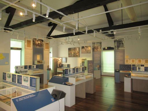Musée Départemental de la Résistance et de la Déportation, Toulouse, Frankreich, Austellung mit Dokumenten und Gegenständen