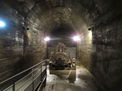 V-2 Stellung Schotterwerk Nordwest, Wizernes, Frankreich, Stromgenerator im Seitenstollen