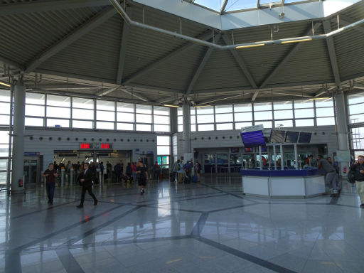 Metro, Athen, Griechenland, Fahrscheinschalter und Zugang Metro Station Athens International Airport