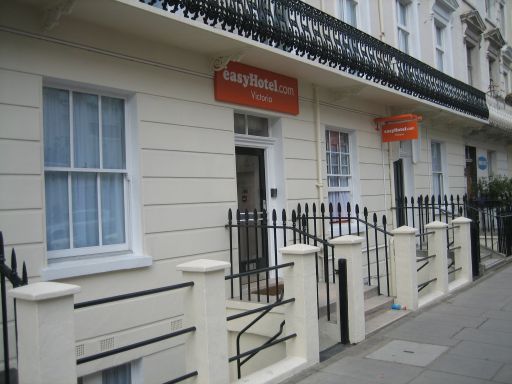 easyhotel Victoria, London, Großbritannien, Außenansicht in der 36–40 Belgrave Road