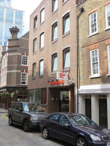 Tune Hotel Liverpool Street, London, Großbritannien, Außenansicht in der 13–15 Folgate Street