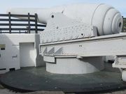 Napier of Magdala Battery, Gibraltar, Kanone mit 100 Tonnen Gewicht