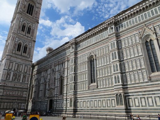 Florenz, Italien, Dom Santa Maria del Fiore mit Marmorfassade