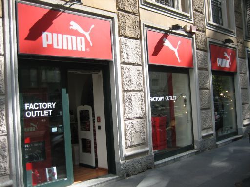 Mailand, Italien, Puma Factory Outlet