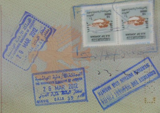 Queen Alia International Airport, Amman, Jordanien, Ein und Ausreisestempel und Wertmarken