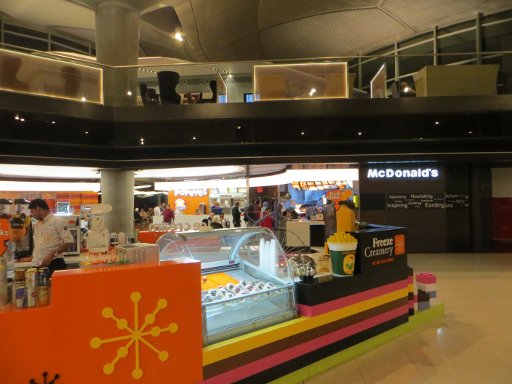 Queen Alia International Airport, Amman, Jordanien, Mc Donald’s