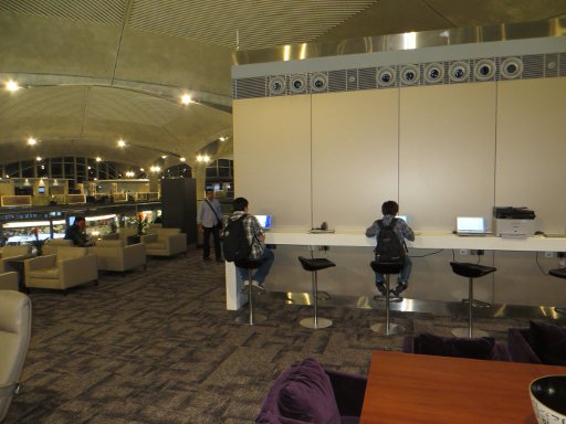 Queen Alia International Airport, Royal Jordanian Crown Lounge 2013, Internet PC