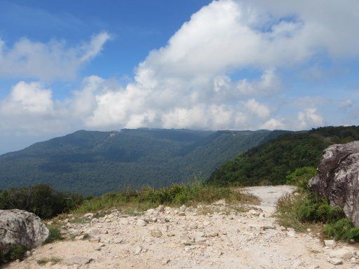 Kampot, Kambodscha, Bokor Hill Station Tour, Blick Richtung Casino