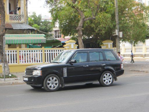 Phnom Penh, Kambodscha, Luxusfahrzeuge und SUV, Range Rover