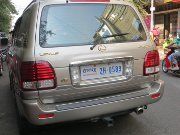 Phnom Penh, Kambodscha, Luxusfahrzeuge und SUV, Lexus LX 470